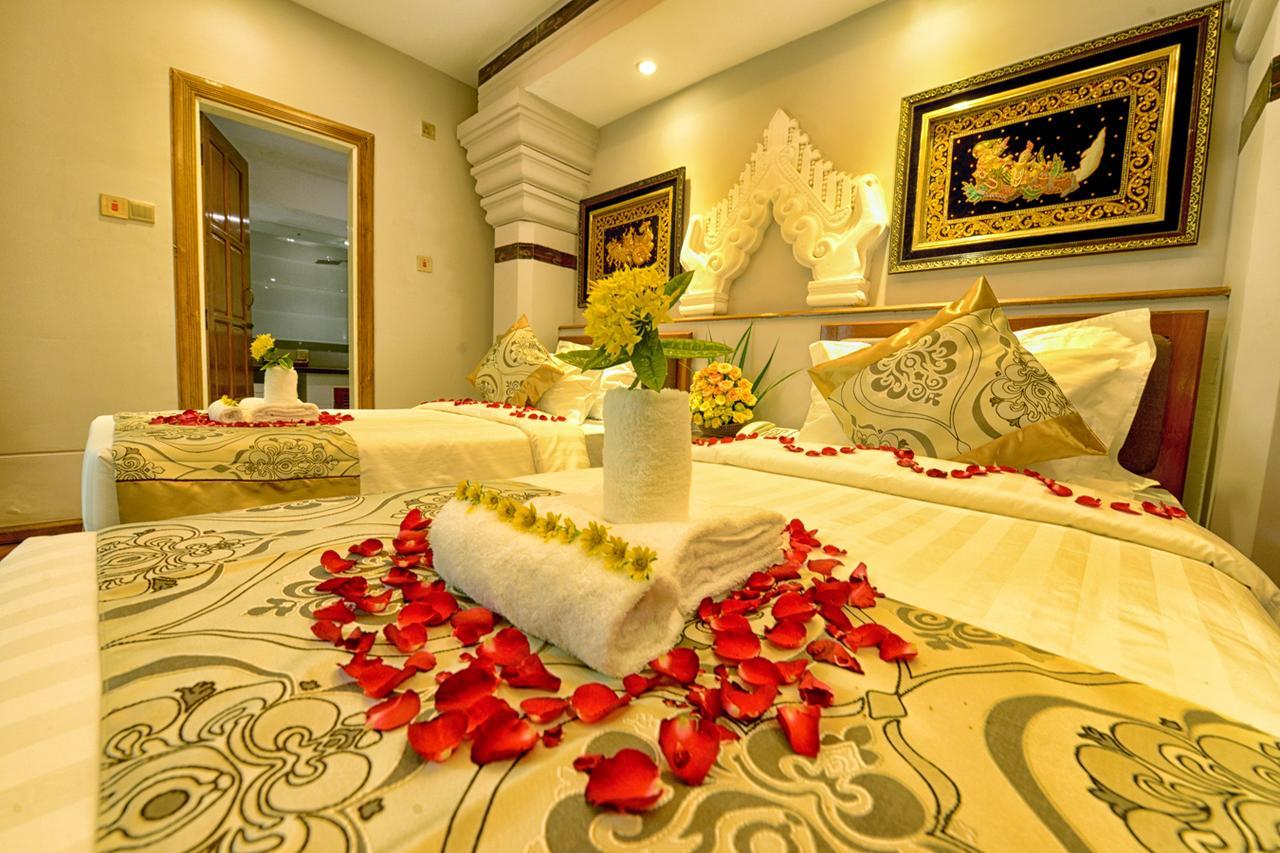 Shwe Taung Tan Hotel - Lake View Monywa Bagian luar foto