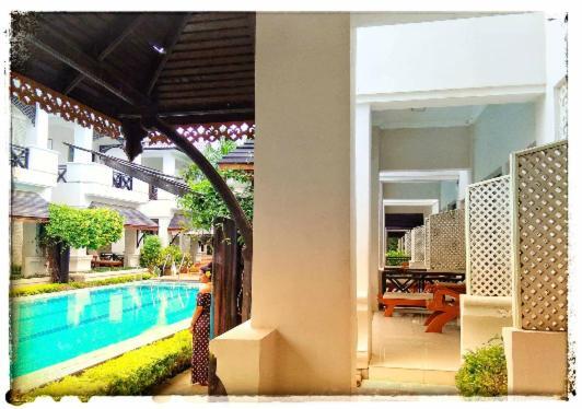 Shwe Taung Tan Hotel - Lake View Monywa Bagian luar foto